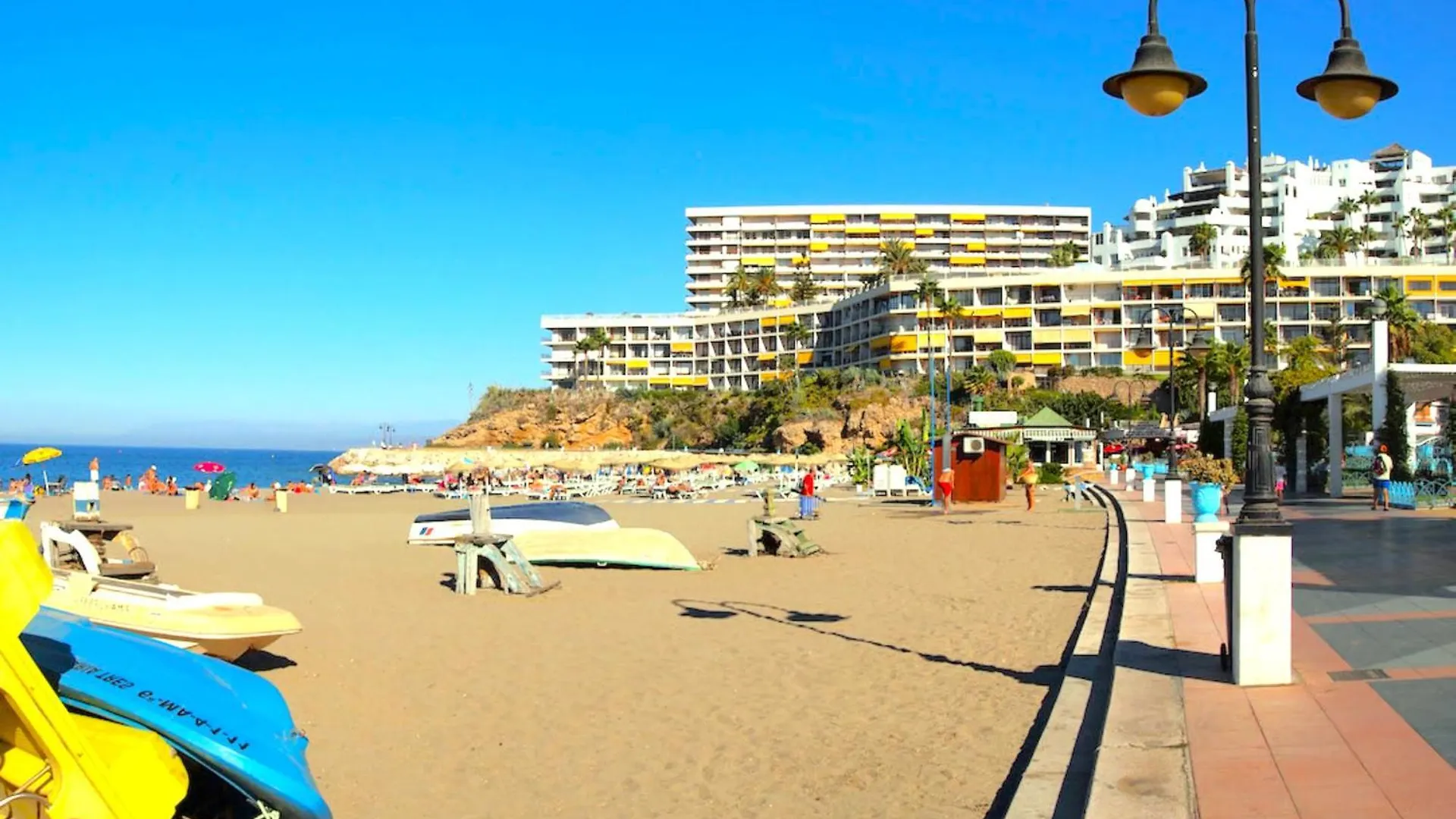 Santa Clara Modern & Exclusive Seafront Apartment Torremolinos