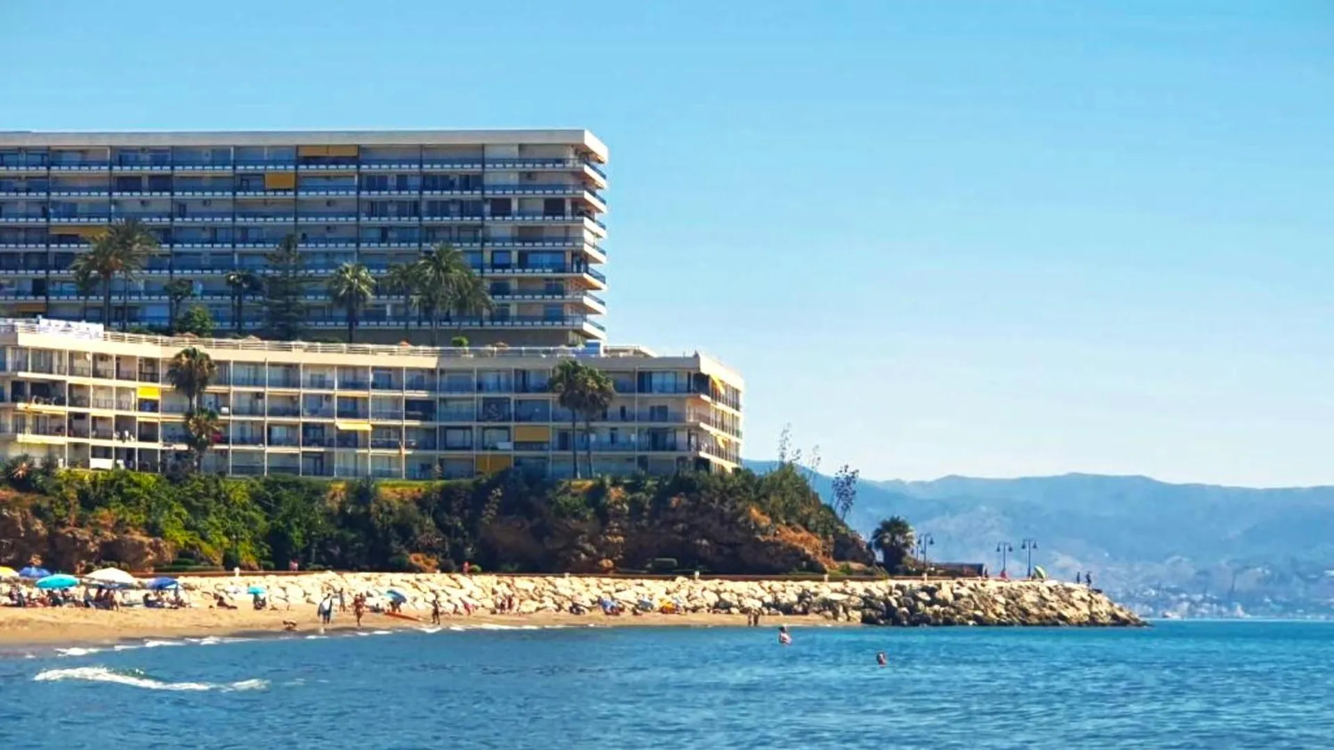 Santa Clara Modern & Exclusive Seafront Apartment Torremolinos
