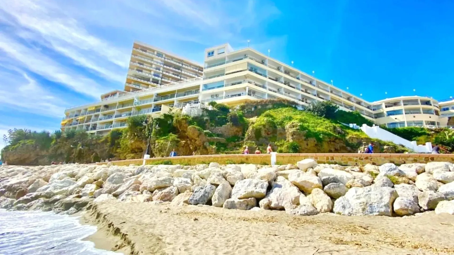 Santa Clara Modern & Exclusive Seafront Apartment Torremolinos
