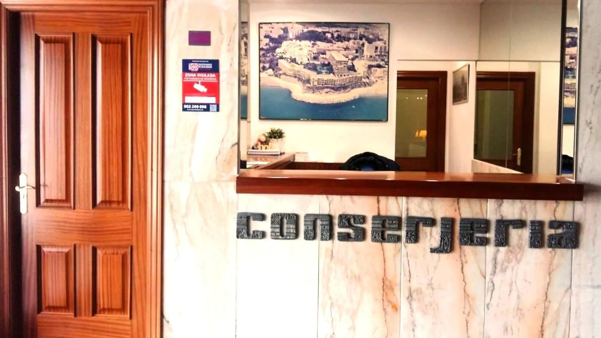 Santa Clara Modern & Exclusive Seafront Apartment Torremolinos